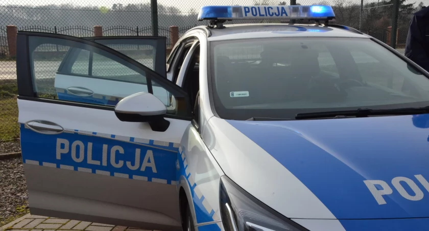 Tragedia w regionie. 37-latek najechał samochodem na leżącego mężczyznę