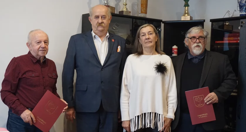 Lubraniec: Wykonawca budowy dróg dla pieszych wybrany 