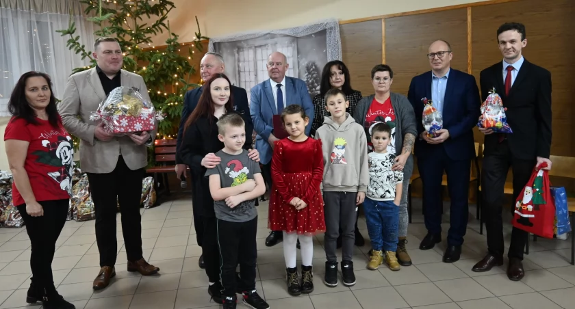 Mikołajki w Lubrańcu. Były prezenty i dużo dobrej zabawy [ZDJĘCIA]