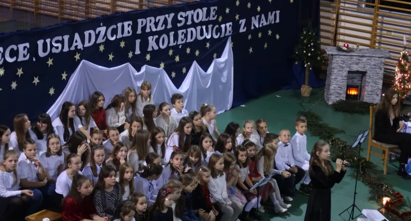 Wieczór kolęd w szkole w Chodczu [ZDJĘCIA]