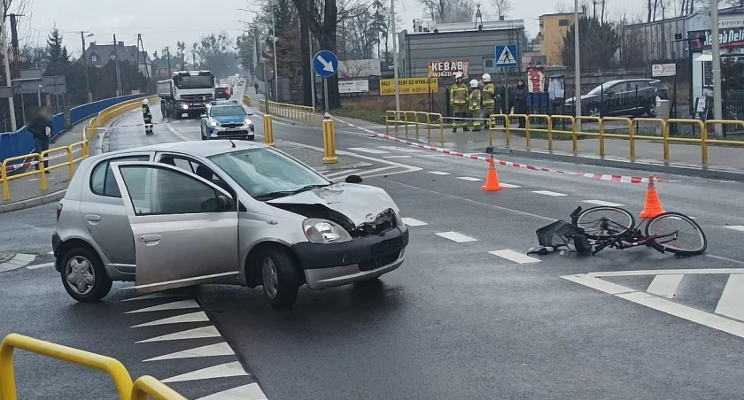 Tragiczny wypadek w Łochocinie. 20-latek potrącił śmiertelnie kobietę [ZDJĘCIA]