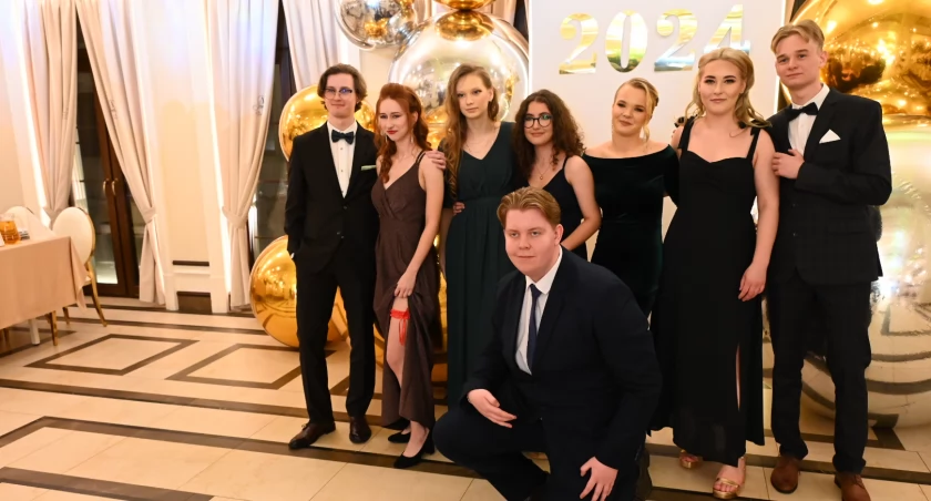 Studniówka 2024 Włocławek: LMK bawi się w Radziejowie cz. 1