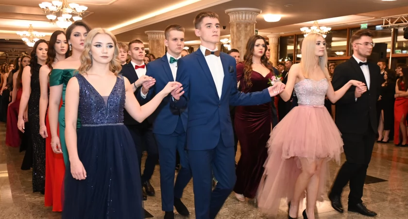 Studniówka 2024 Włocławek: IV LO im. K.K. Baczyńskiego cz. 2 [ZDJĘCIA]