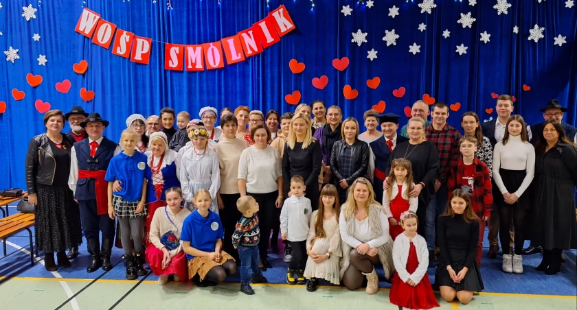 Szkoła w Smólniku zagrała dla WOŚP [ZDJĘCIA]