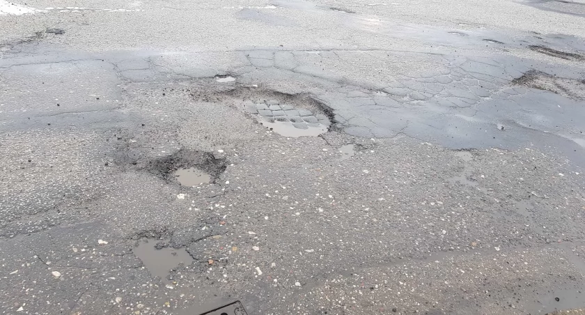 Trwają remonty ulic we Włocławku. Które już naprawione a które czekają na liście?