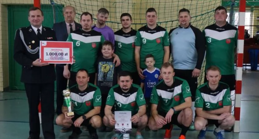 Turniej OSP w piłkę nożną halową w Lubrańcu