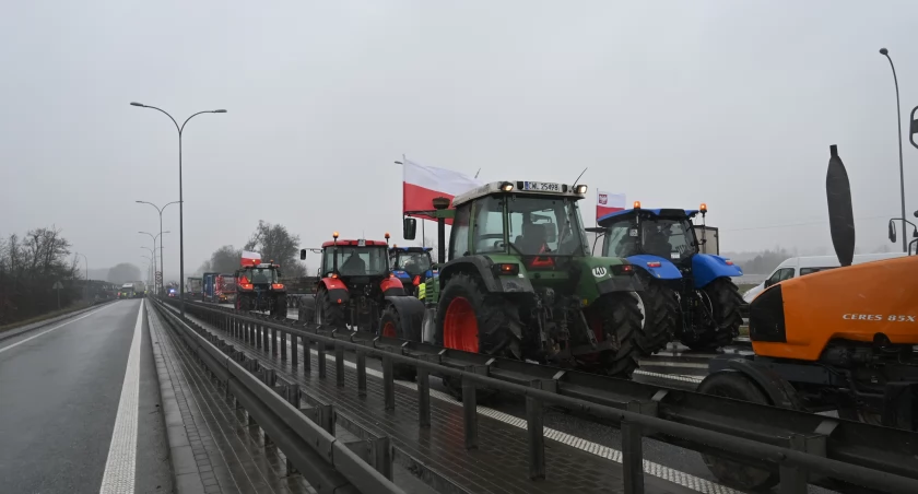 Wojewoda spotkał się z rolnikami. Jakie utrudnienia dziś i gdzie?