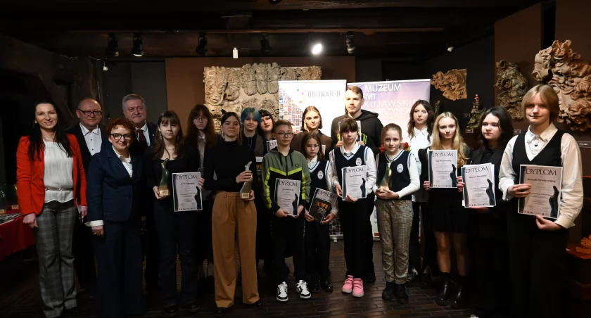 Włocławek : Laureaci konkursu rzeżbiarskiego im. Stanisława Zagajewskiego (ZDJĘCIA)
