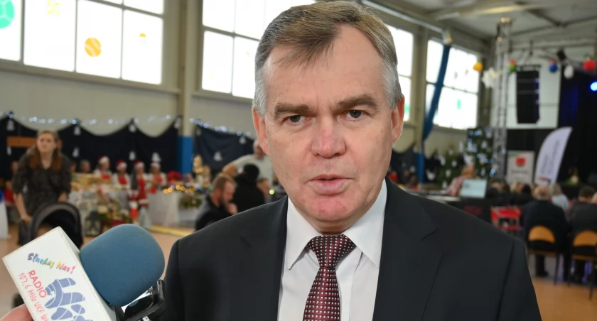 Izbica Kujawska: O fotel burmistrza powalczą Marek Dobiała i Marcin Kucharski. [SONDA] Kto w Radzie Miejskiej? 