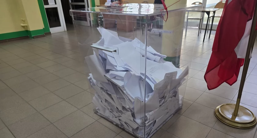 Wybory samorządowe 2024 we Włocławku i Izbicy Kujawskiej. Znamy frekwencję w II turze
