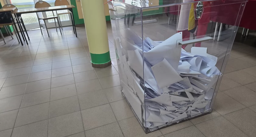 Wybory samorządowe 2024 we Włocławku i Izbicy Kujawskiej. Znamy frekwencję w II turze [Godzina 17:00]