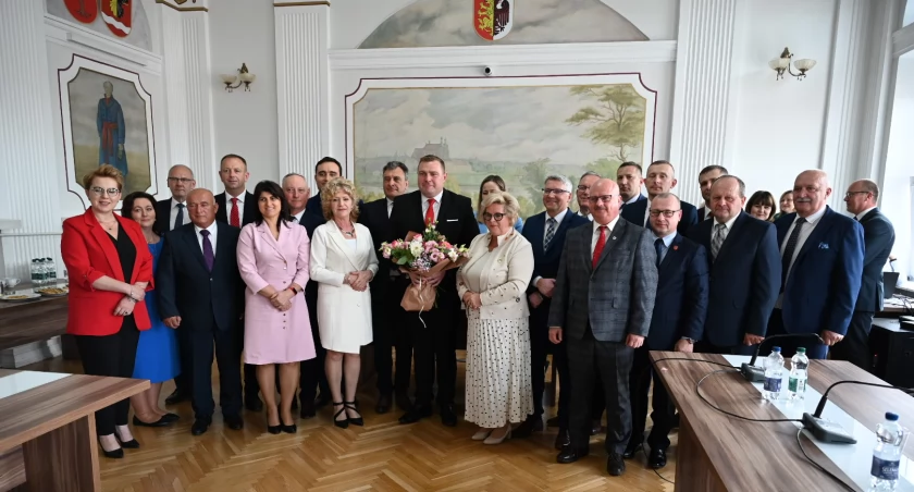 Pierwsza sesja Rady Powiatu we Włocławku.  Kto we władzach?