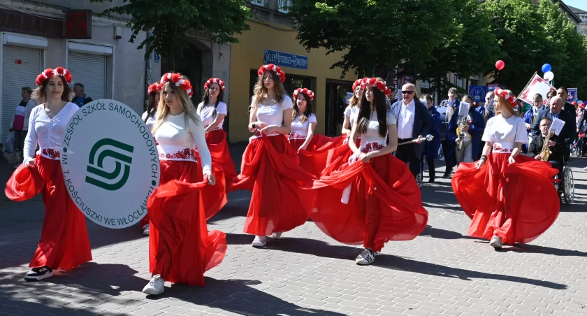 Parada Schumana 2024. Barwny korowód  przeszedł ulicami Włocławka [ZDJĘCIA, VIDEO]