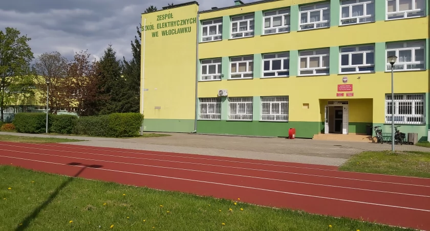 Jubileusz 50-lecia Zespołu Szkół Elektrycznych we Włocławku. Szkoła organizuje Zjazd Absolwentów