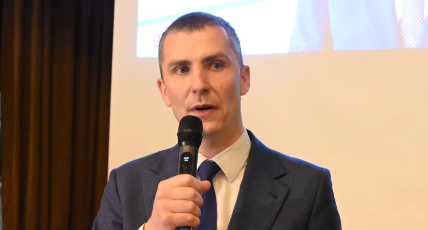 Ile zarobi prezydent Włocławka? Ustalili wynagrodzenie Krzysztofa Kukuckiego