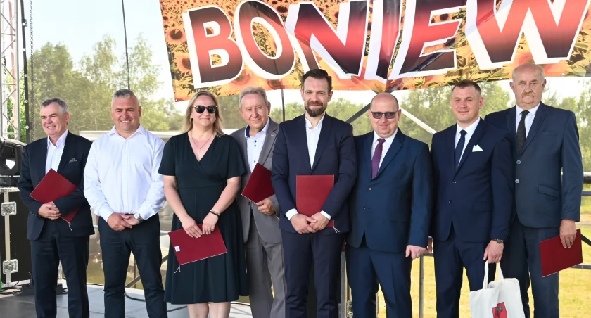 40 lecie Gminy Boniewo. Były gratulacje i życzenia. Gwiazdą jubileuszu zespół Baciary [ZDJĘCIA]