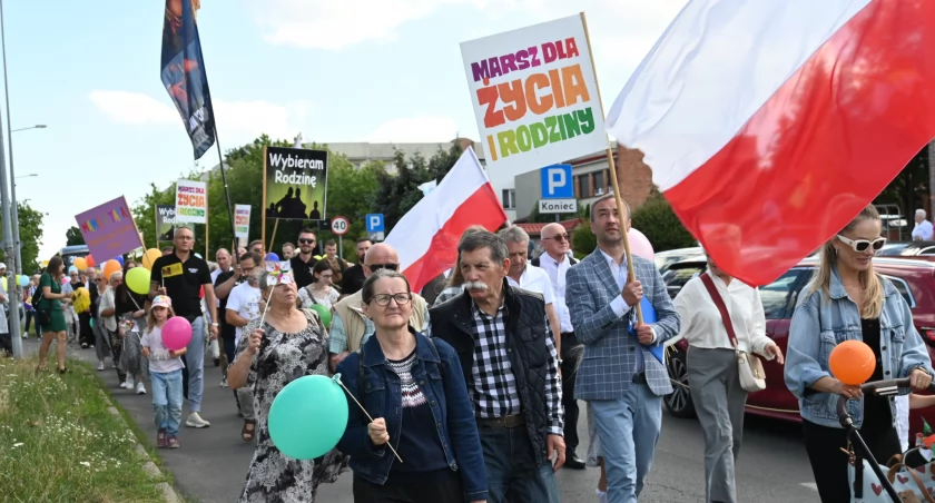 Marsz dla Życia i Rodziny 2024 przeszedł ulicami Włocławka [ZDJĘCIA, VIDEO]
