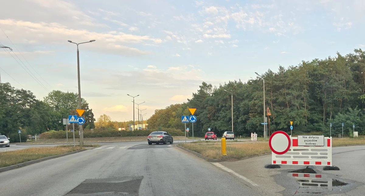 Trwają prace na al. Jana Pawła II we Włocławku. Kiedy koniec prac?