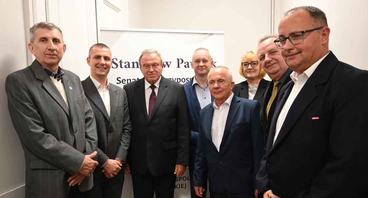 Stanisław Pawlak: Z samorządu do Senatu RP. Gdzie znajdują się biura senatorskie? (VIDEO)