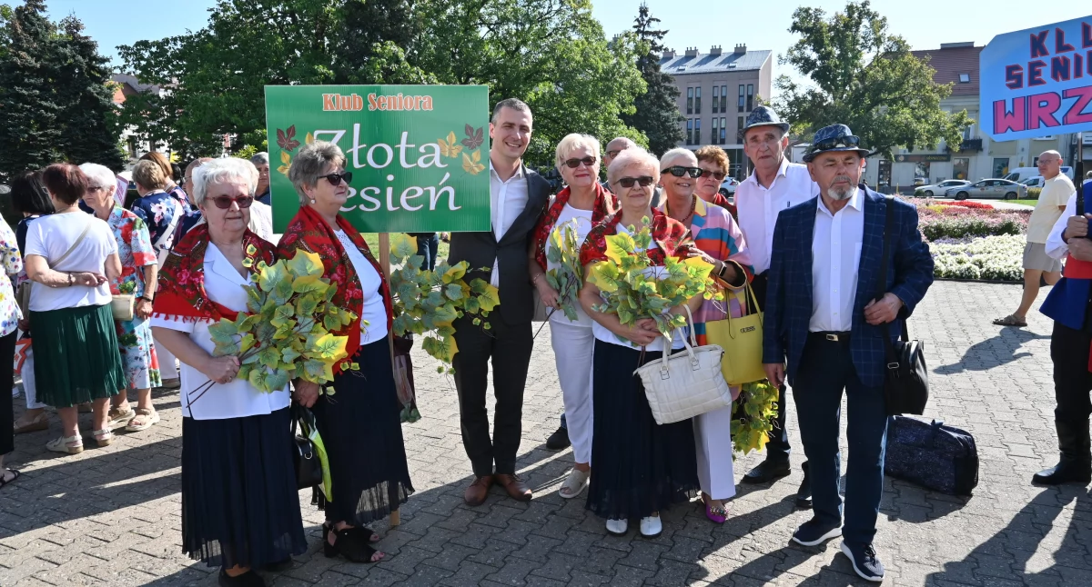 VI Włocławskie Senioralia. Seniorzy przejęli klucze do bram miasta [ZDJĘCIA]