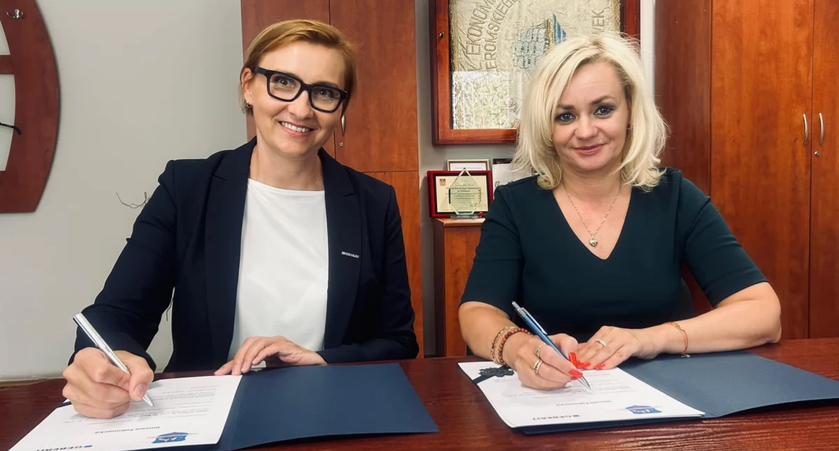 Poszerzają perspektywy uczniów. Włocławski Ekonomik podpisał kolejną umowę patronacką