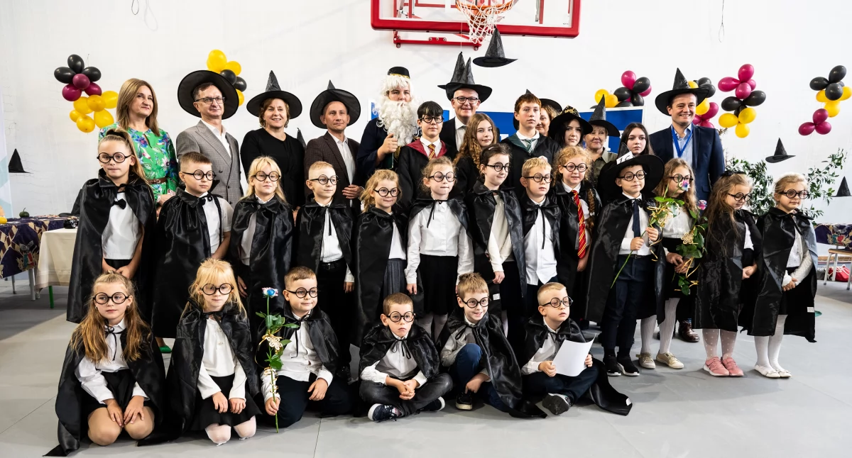 Brzescy pierwszoklasiści otrzymali wyprawki [ZDJĘCIA]