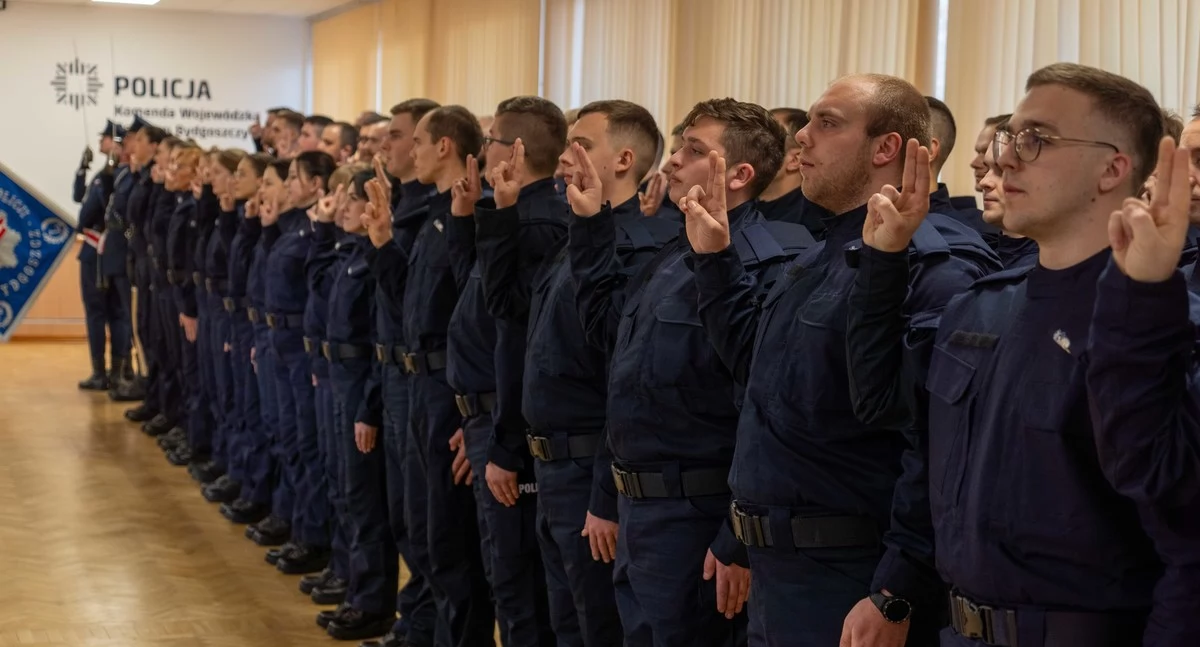 Kolejni policjanci trafią do Włocławka. Wczoraj złożyli ślubowanie