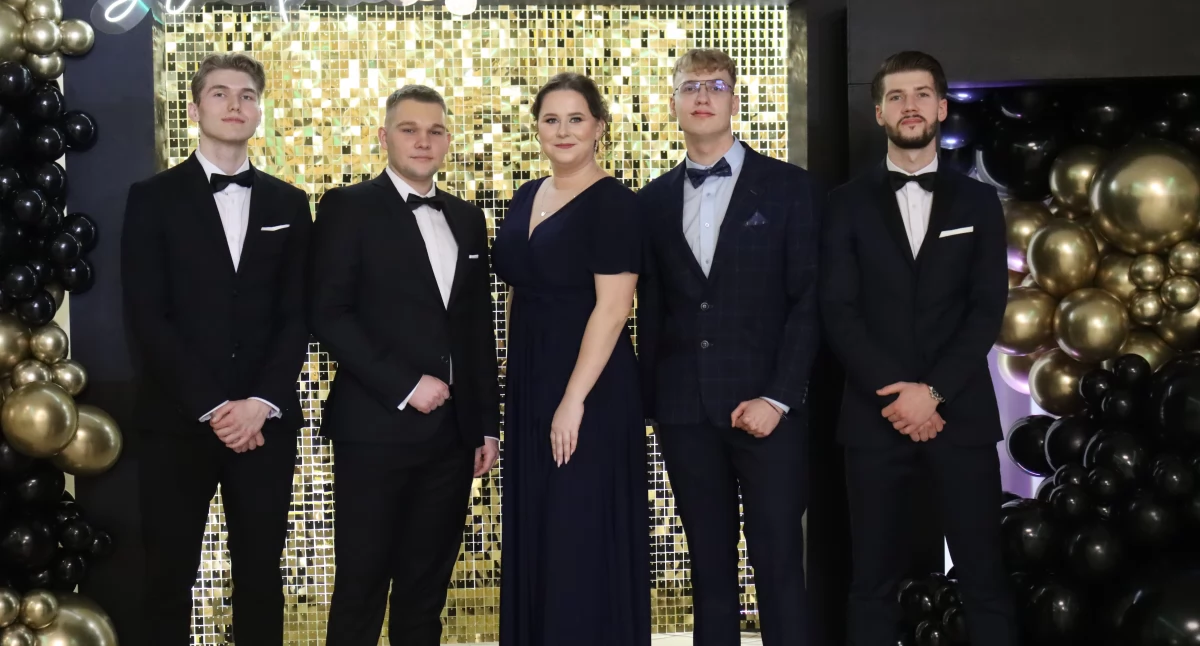 Studniówka 2025: Zespół Szkół w Kowalu
