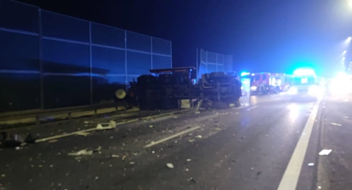 Dramatyczny wypadek na A1 pod Włocławkiem. Zderzenie ciężarówek zablokowało autostradę