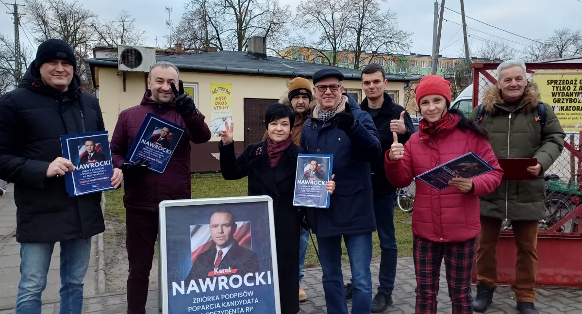 We Włocławku trwa zbiórka podpisów na kandydata na Prezydenta Karola Nawrockiego