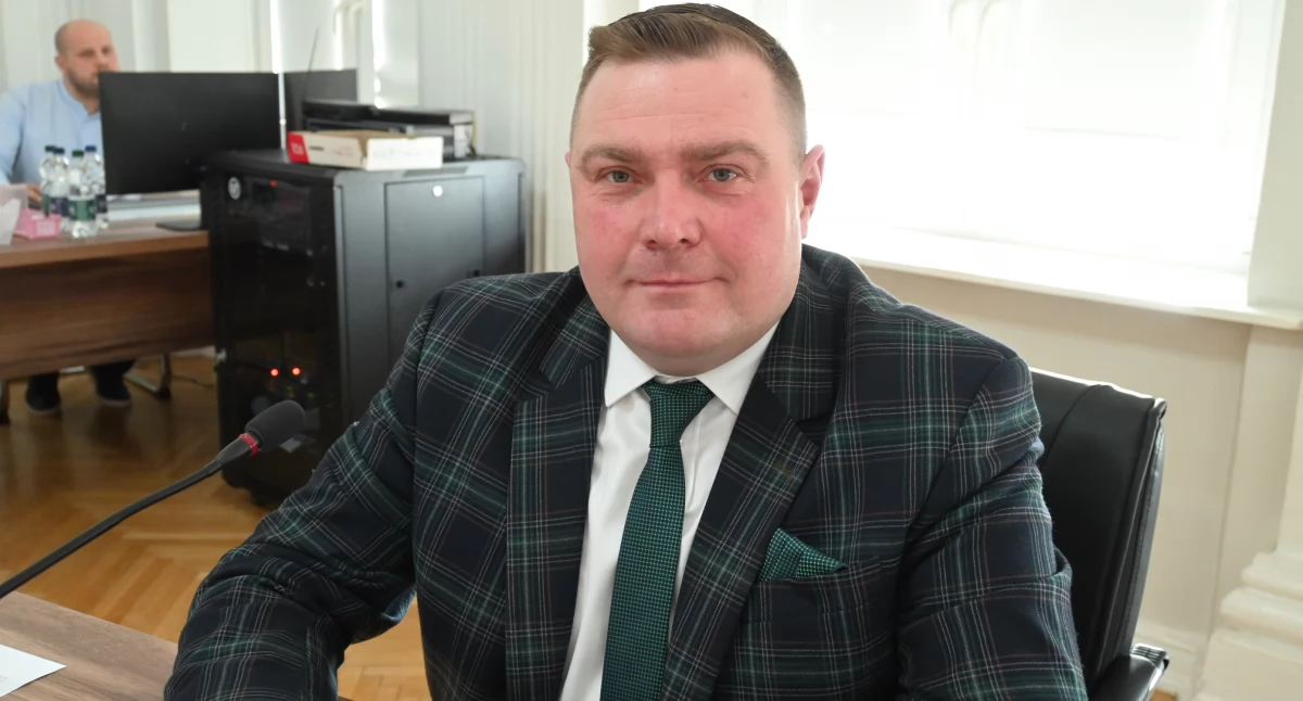 Nowe inwestycje i konkurs na dyrektora Powiatowego Centrum Zdrowia we Włocławku. Kluczowe decyzje Rady Powiatu