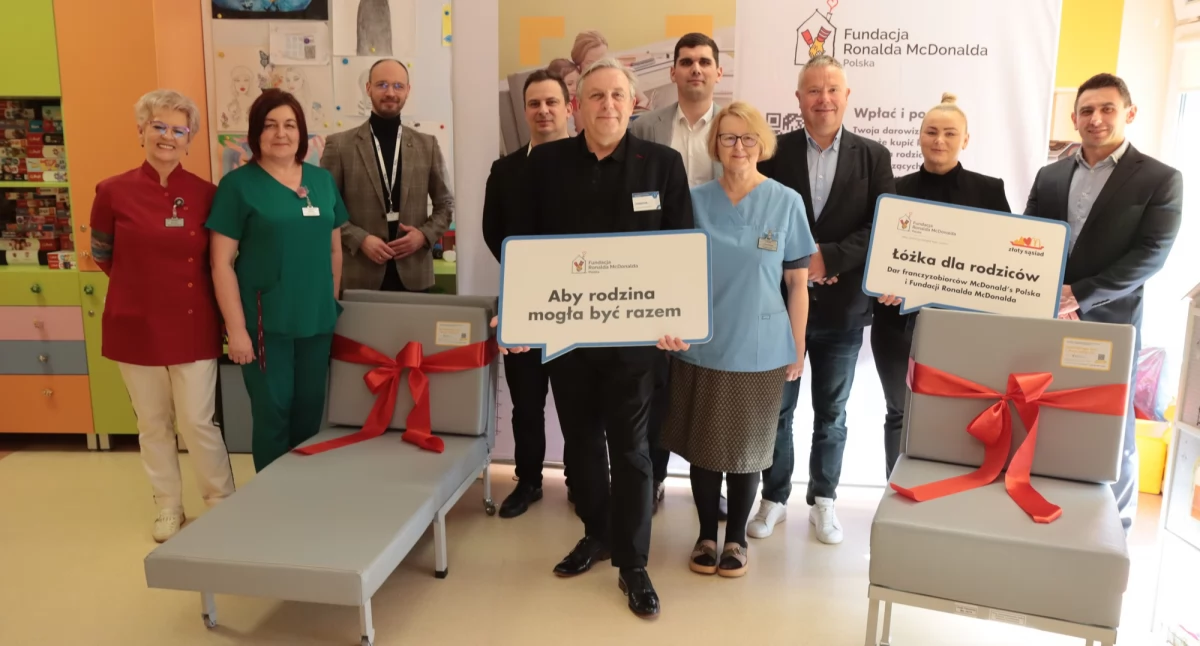 Nowoczesne łóżka dla rodziców we Włocławku – komfort dla hospitalizowanych dzieci