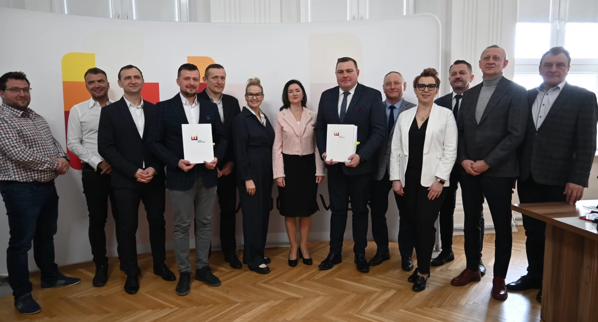 Zespół Szkół w Kowalu zyska nowy budynek – zobacz wizualizacje imponującej inwestycji!