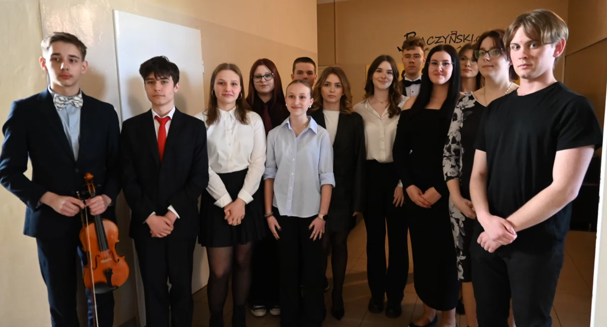 Baczyński Włocławek – Konkurs Poezji 2025 z rekordową frekwencją (ZDJĘCIA, VIDEO)