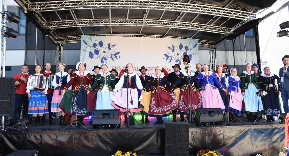 Majówka w Brześciu Kujawskim 2025 – folklor, tradycja i rodzinna zabawa pod gołym niebem