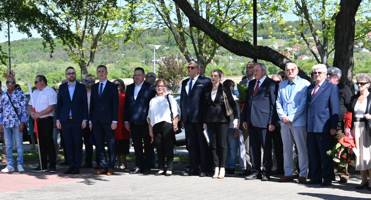 Majówka Włocławek 2025 – Pochód 1 Maja, Święto Pracy i 21 lat w UE [RELACJA + ZDJĘCIA]