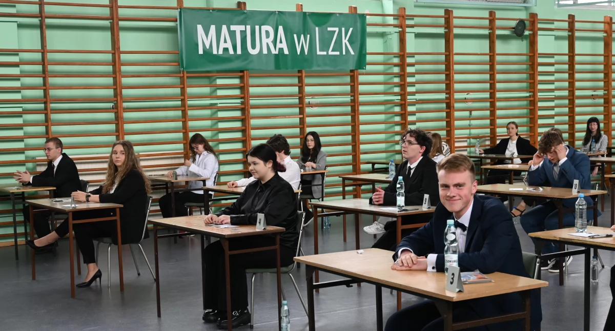 Matura 2025 Włocławek – uczniowie LZK rozpoczęli egzaminacyjny maraton (ZDJĘCIA)