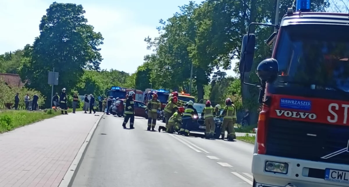 Zderzenie samochodów pod Włocławkiem. Interweniowały służby