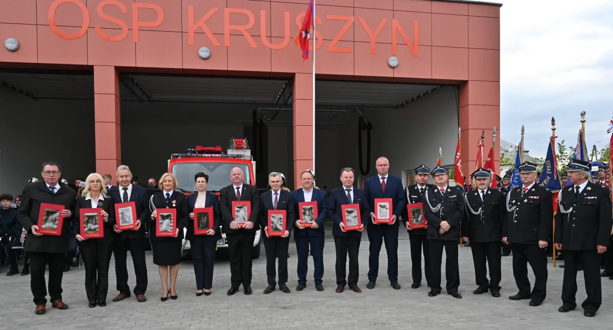 Powiatowe Święto Strażaków 2025 w Kruszynie – nowa remiza, odznaczenia i wielkie wzruszenia