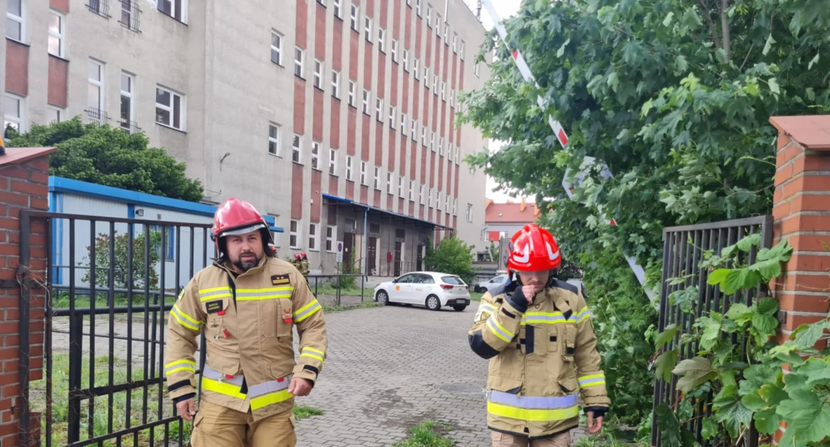 Pożar przy ulicy Królewieckiej we Włocławku – szybka akcja strażaków