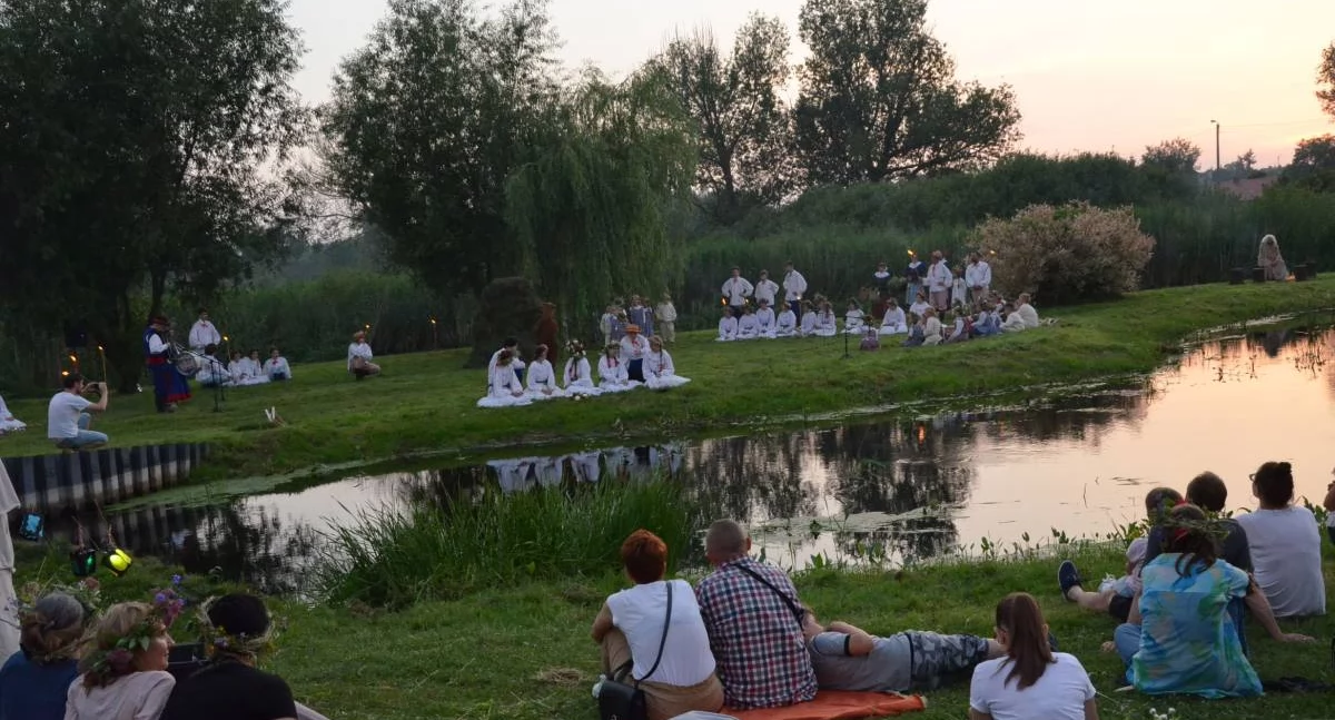 Noc Świętojańska 2025 w Brześciu Kujawskim – magiczne święto nad jeziorem Cmentowo [PROGRAM]