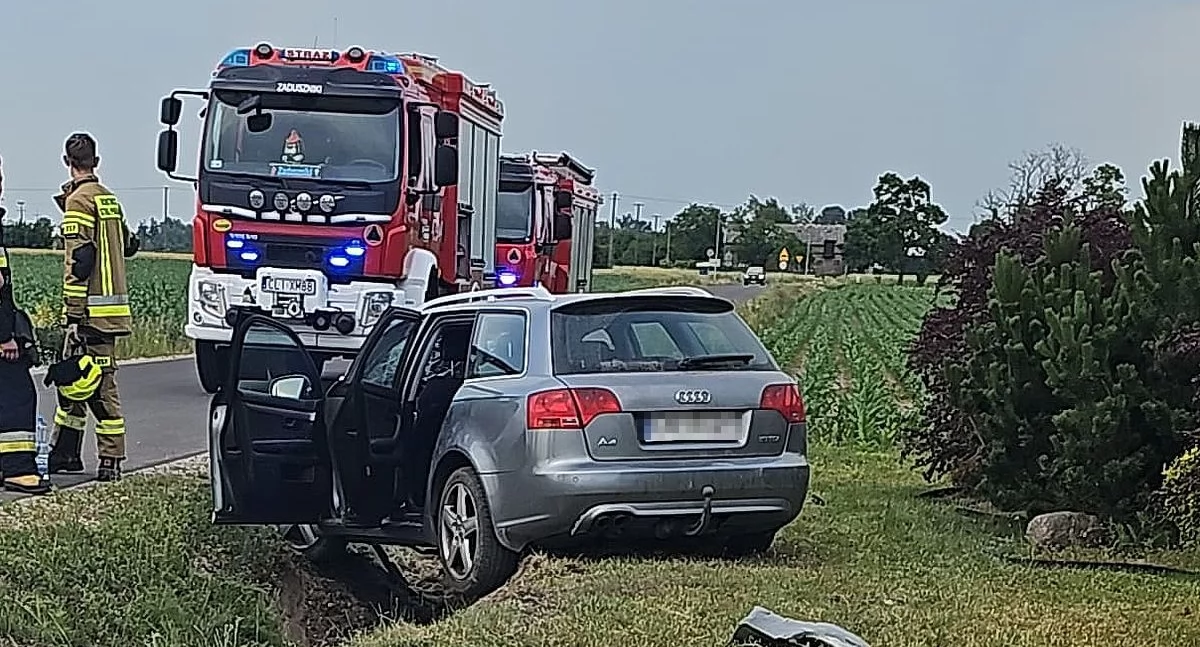 Pijana matka wjechała do rowu. Trójka dzieci w szpitalu, 5-latka w ciężkim stanie!