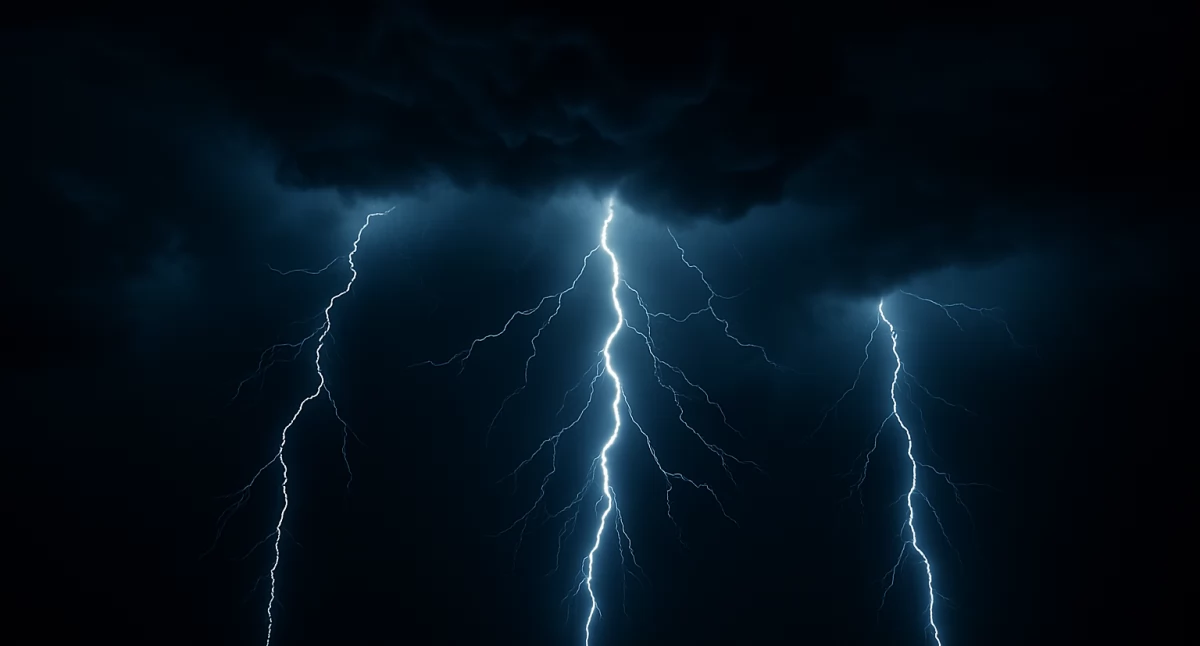 Groźne burze uderzą w całe Kujawsko-Pomorskie – IMGW ostrzega wszystkie powiaty