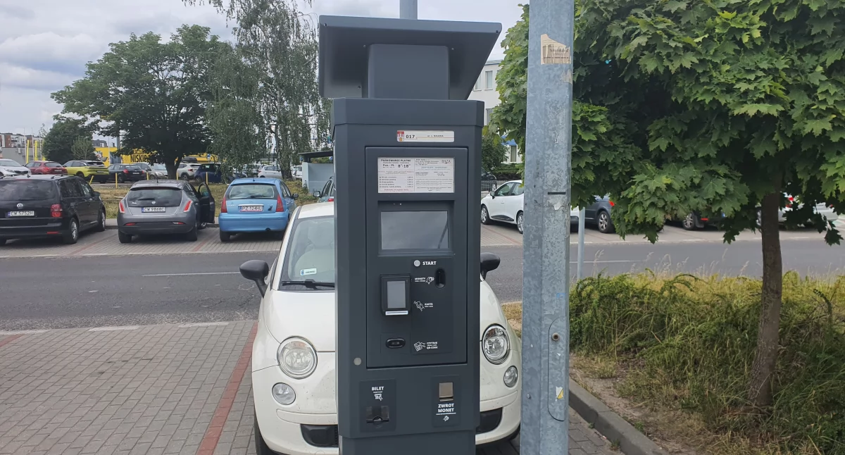 Nowe parkomaty we Włocławku: koniec z problemami?