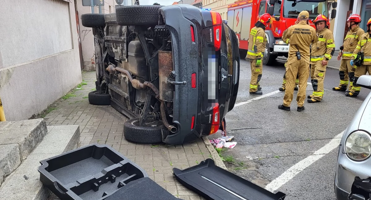 Groza w Chełmnie: Kierowca wjechał pod prąd. Potrącił kobiety i dzieci. 5 osób trafiło do szpitala
