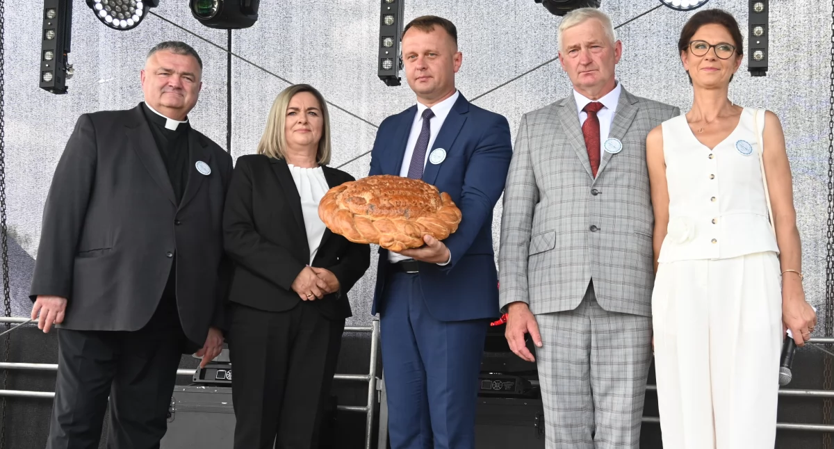 Dożynki w Lubieniu Kujawskim 2025: Piękni i Młodzi, Mejk, Capitan Folk i M-POWER na święcie plonów