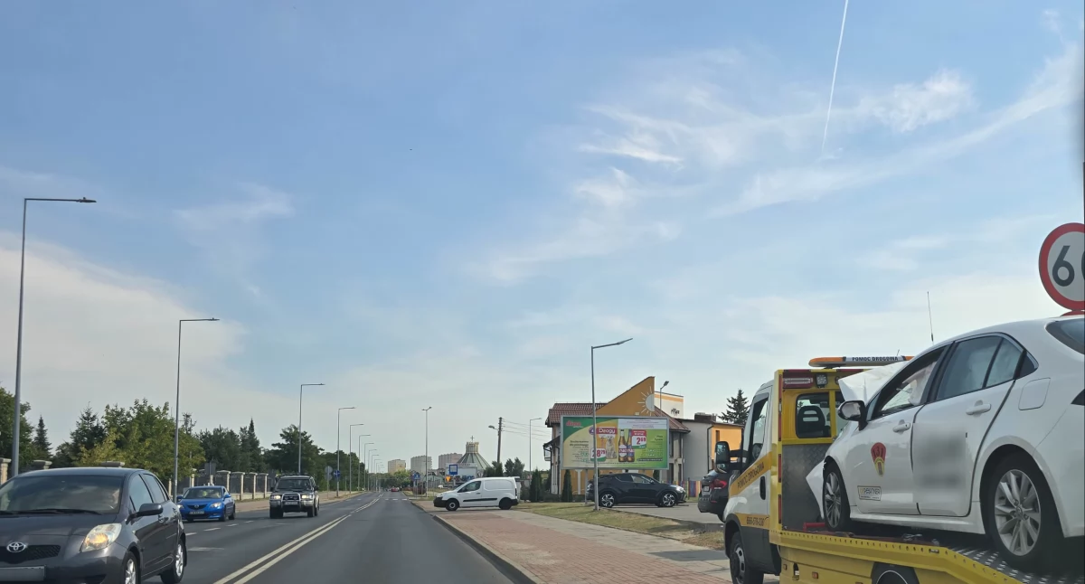 Zderzenie na skrzyżowaniu we Włocławku. Jedna osoba w szpitalu