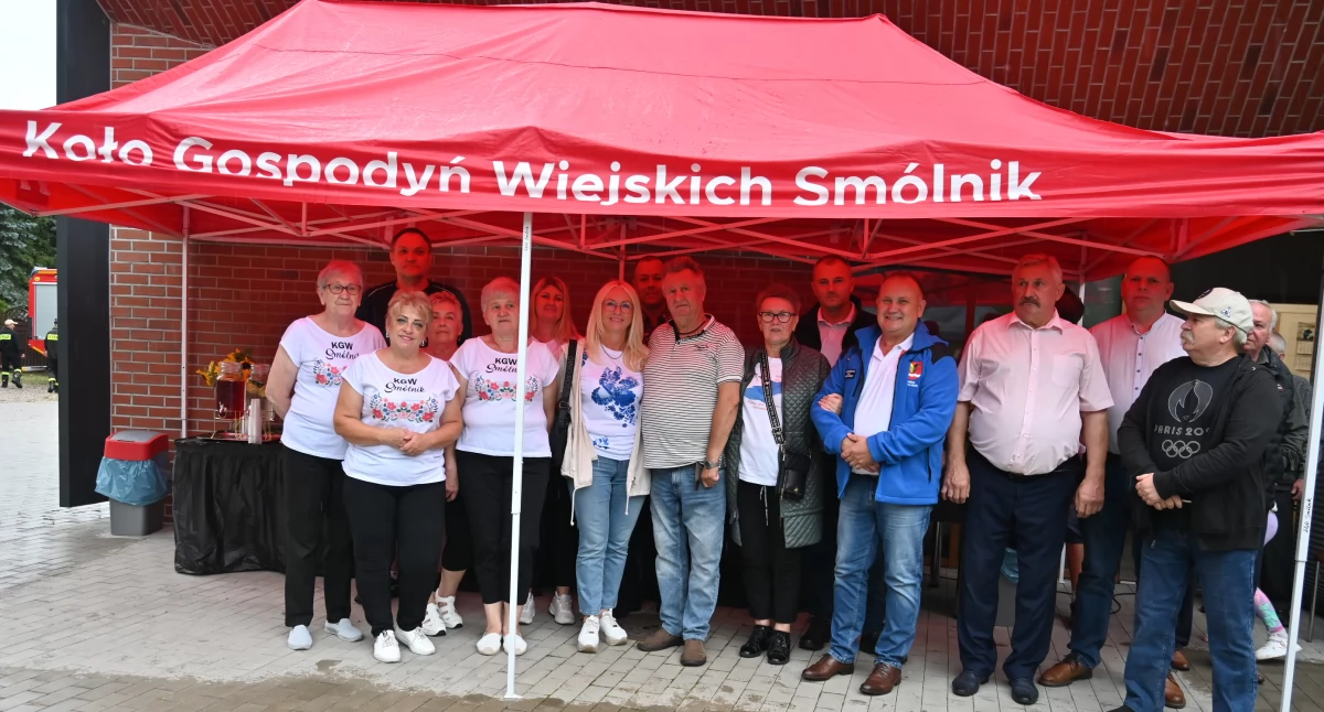 Piknik sołecki w Smólniku – wspólne spotkanie przy muzyce i regionalnych smakach [ZDJĘCIA]
