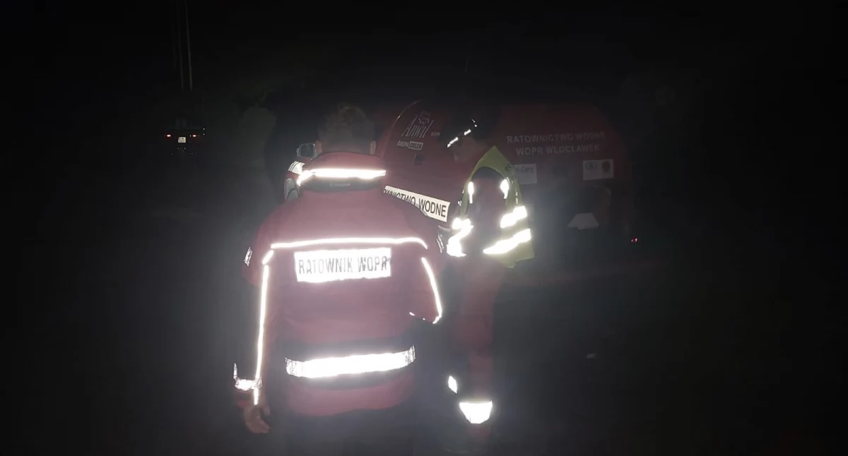 Drony, quady, policja i WOPR w akcji. Służby ruszyły z pomocą