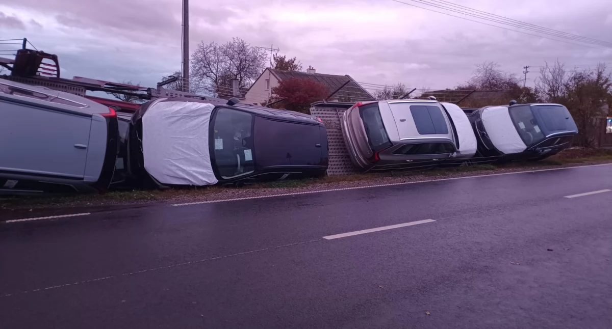 Zderzenie auta z lawetą w powiecie włocławskim!